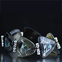 Bracelet with horn and mother-of-pearl in sterling silver